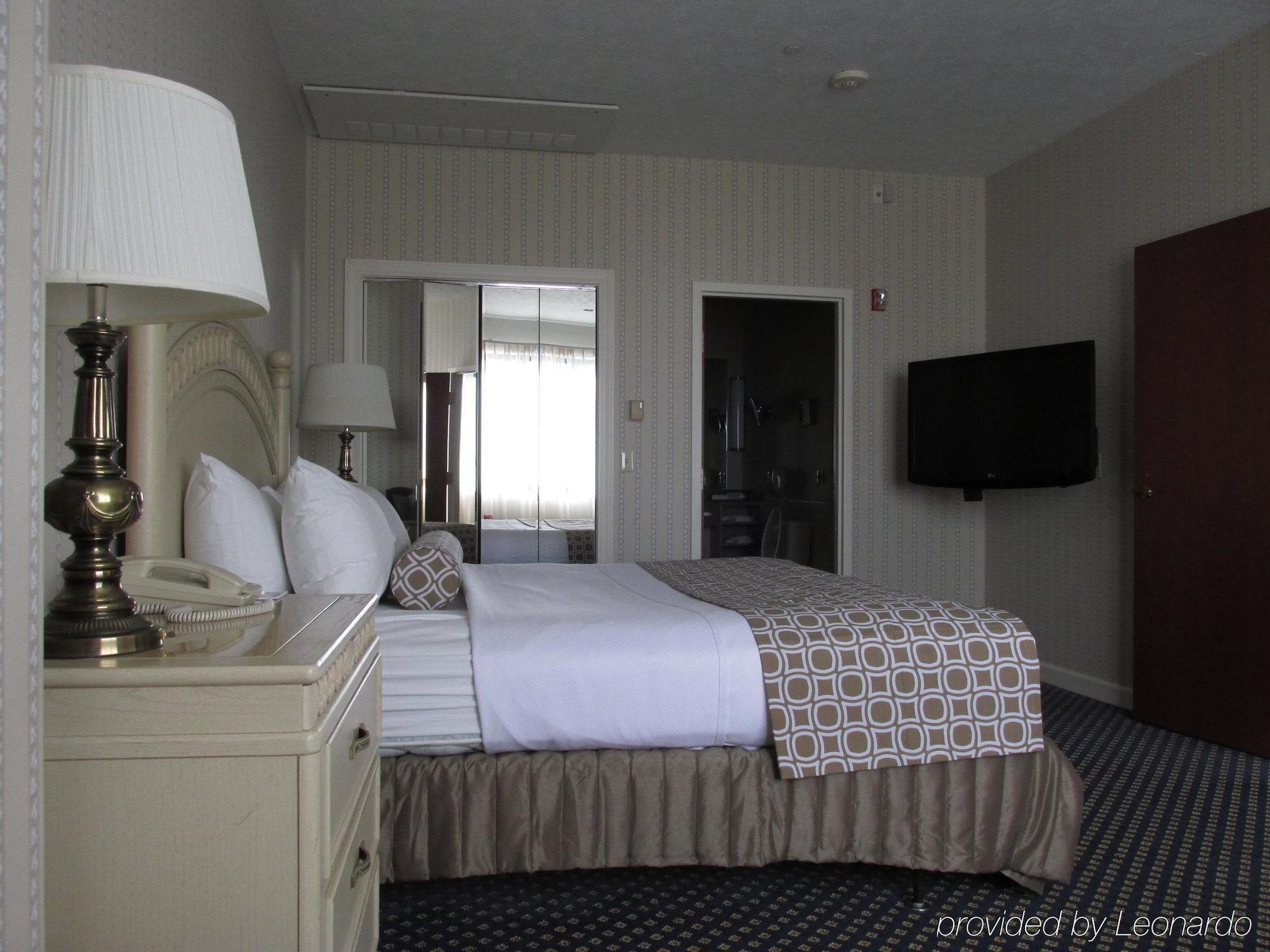 Crowne Plaza Convention Center By Ihg
